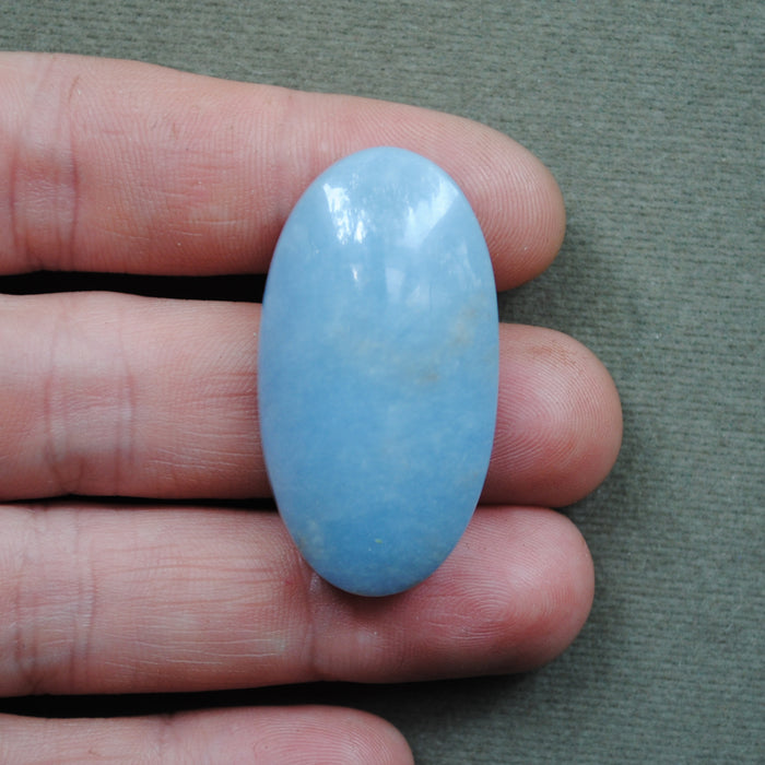 Angelite, Natural