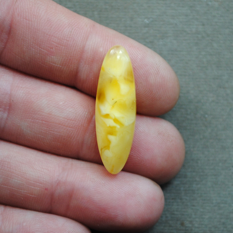 Amber, Butterscotch Amber! 30x9mm