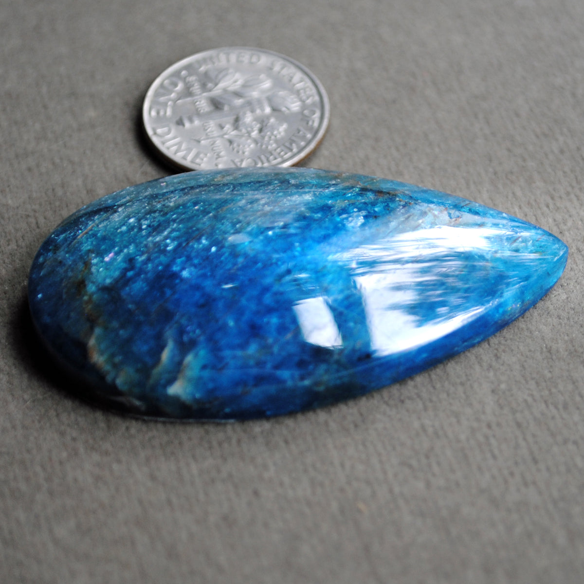 Apatite, Bright Blue, Flashy!
