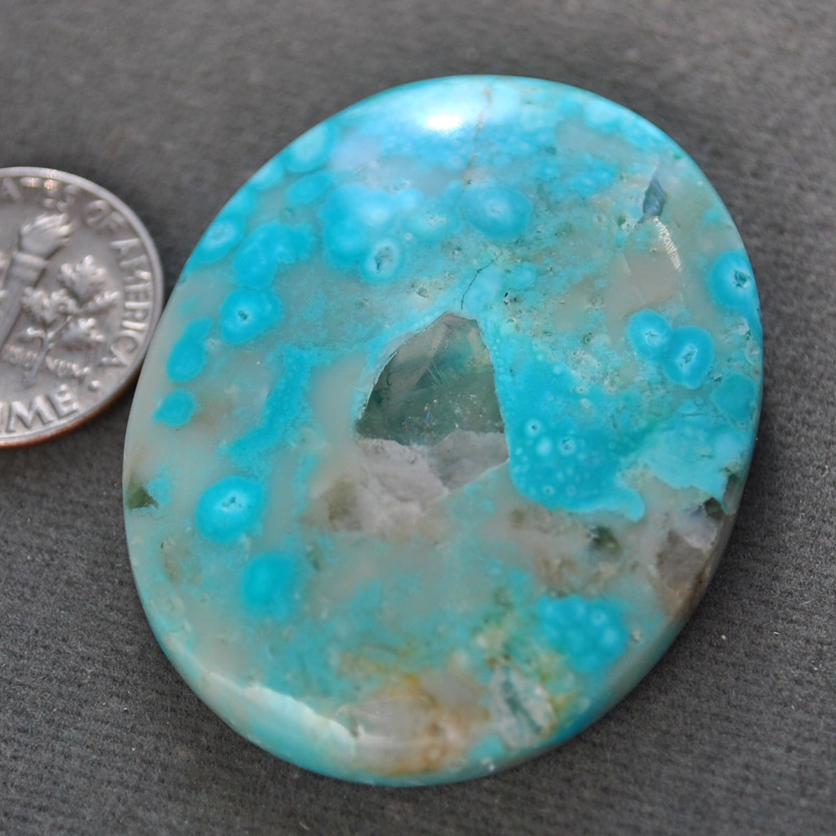 Turquoise, Turquoise in quartz, Natural