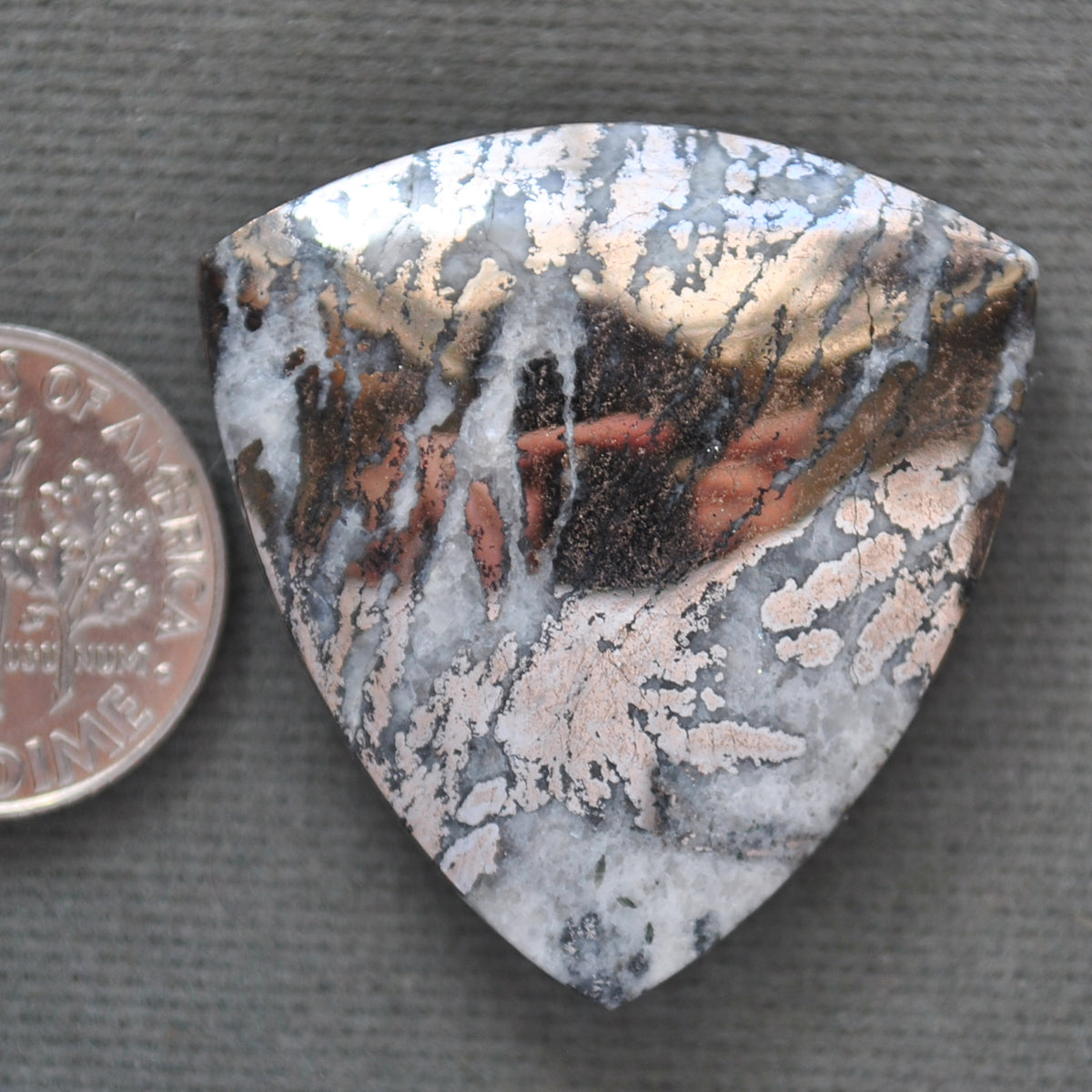 Metals, Nicoline, Native Dendritic Nickoline in quartz